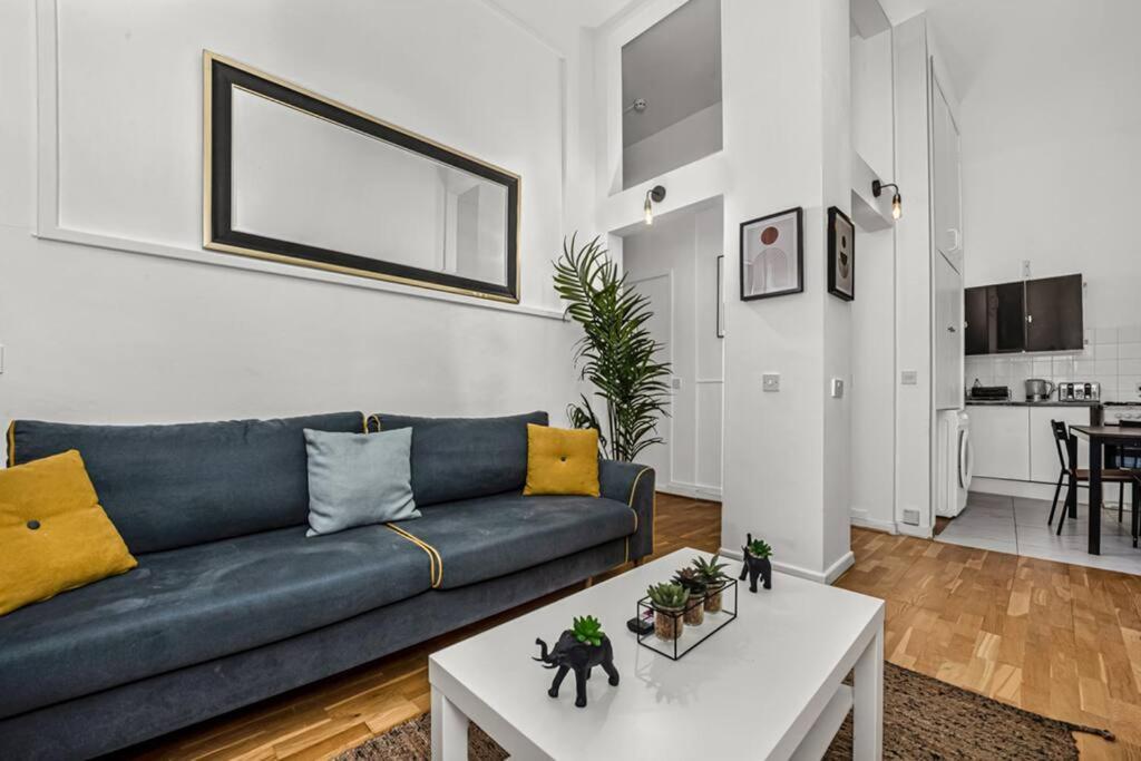 Deluxe Flat On Kentish Town Apartment London Exterior photo