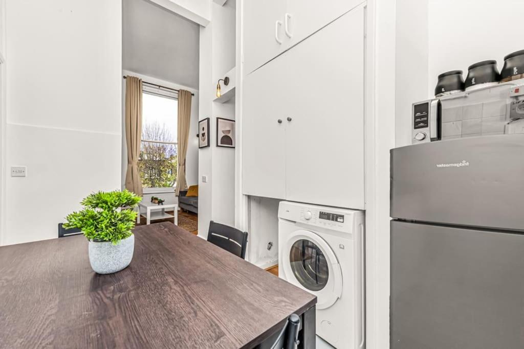 Deluxe Flat On Kentish Town Apartment London Exterior photo